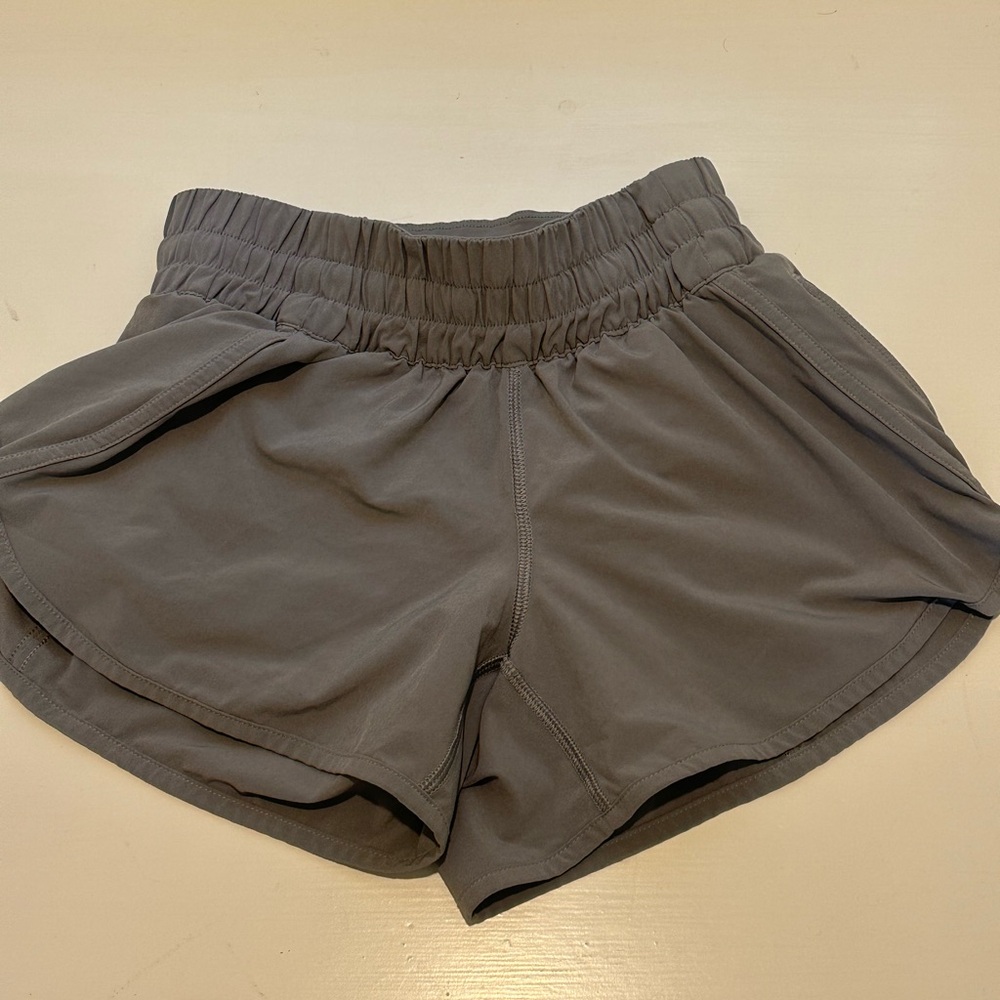 Lululemon shorts blue grey size 4